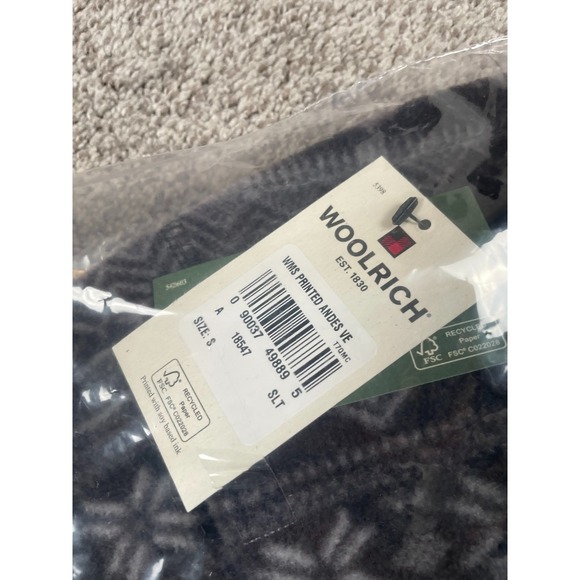 Woolrich Vest Womens Small Black Gray Fair Isle Fleece Full Zip Cozy Core NEW - Picture 2 of 3